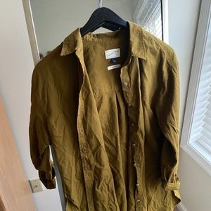 Women's Universal Thread Boyfriend Button Down - Moss Green